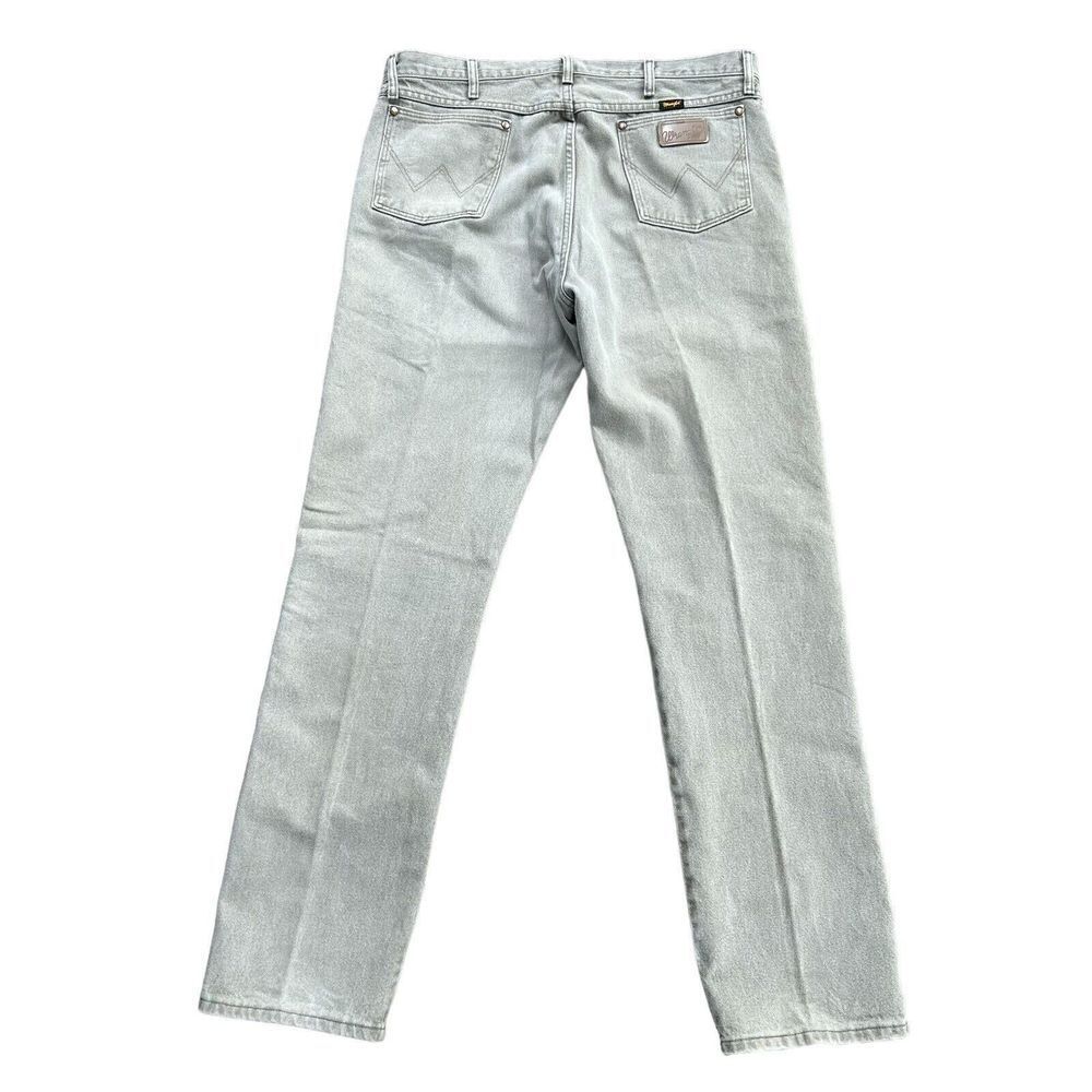 Men's Wrangler® Cowboy Cut® Original Fit Dirt Road Jean 13MWZDR 38x36‎